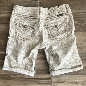 Size 28 Miss Me Jeans Floral Bermudas Shorts